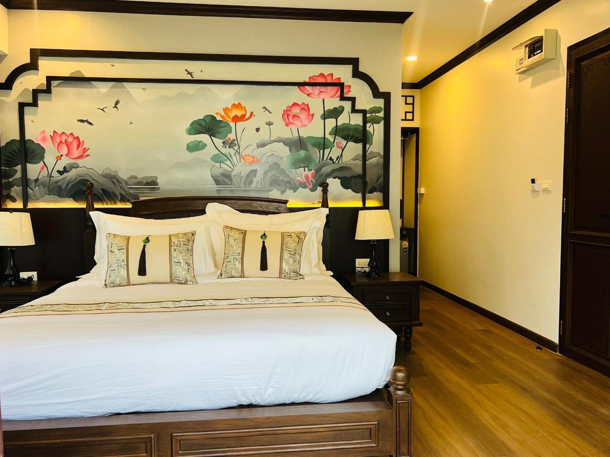 Longlai Kezhan Ban Rak Thai Buitenkant foto