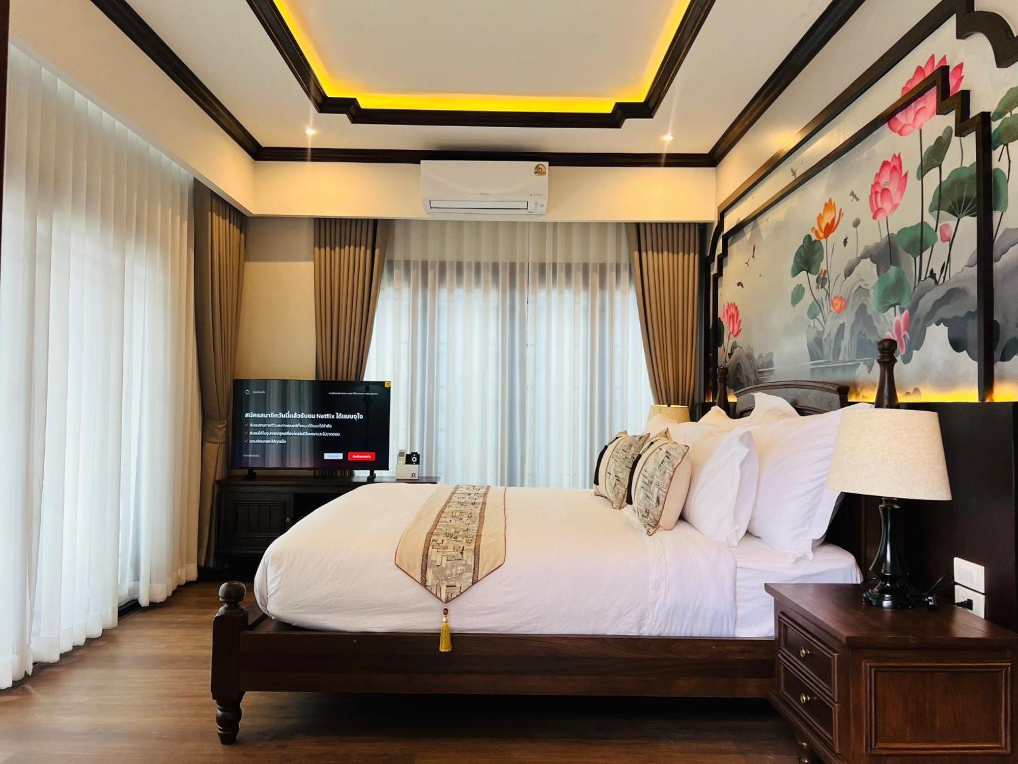 Longlai Kezhan Ban Rak Thai Buitenkant foto